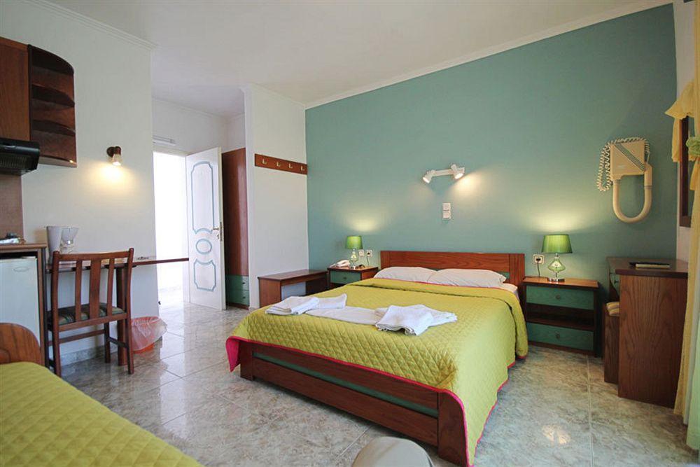 Hotel Dionysis Studios Adamantas  Exteriör bild